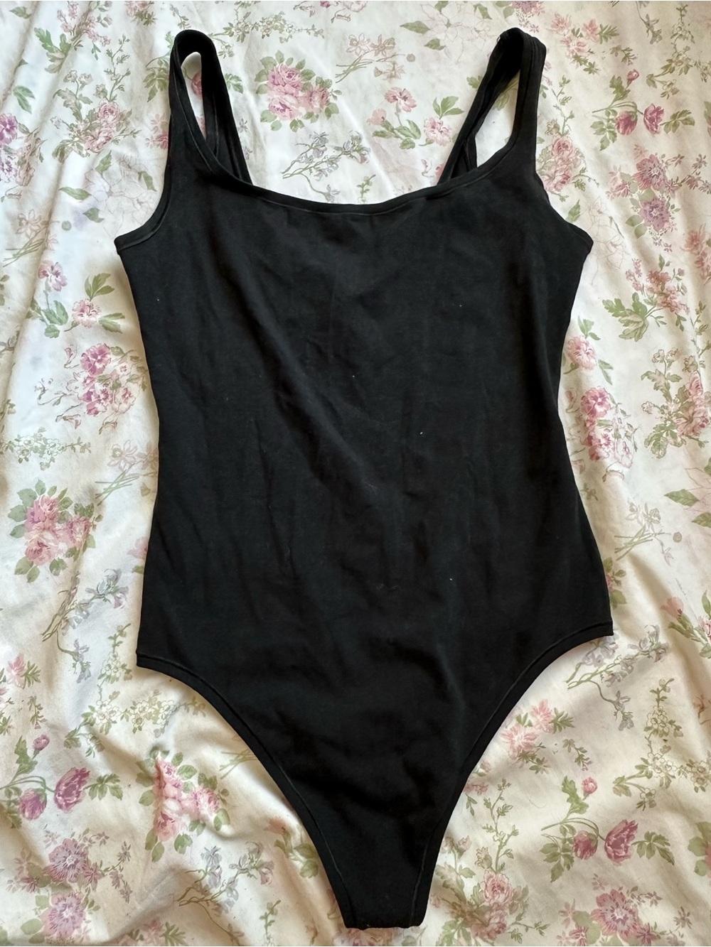 vs pink body suit